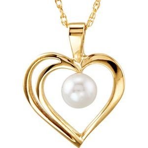 14K Yellow Gold Cultured White Akoya Pearl Heart 18" Necklace